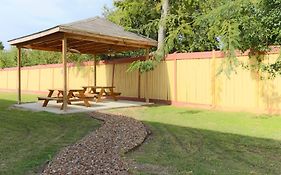 The Symphony Inn & Suites